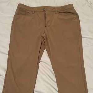 Lululemon mens ABC pant, classic fit 34x30